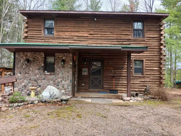 $425,000 | 14946 North Sunrise Court, Mountain, WI 54149