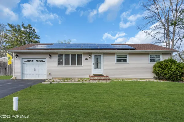 $410,000 | 17 Anchorage Boulevard, Bayville, NJ 08721