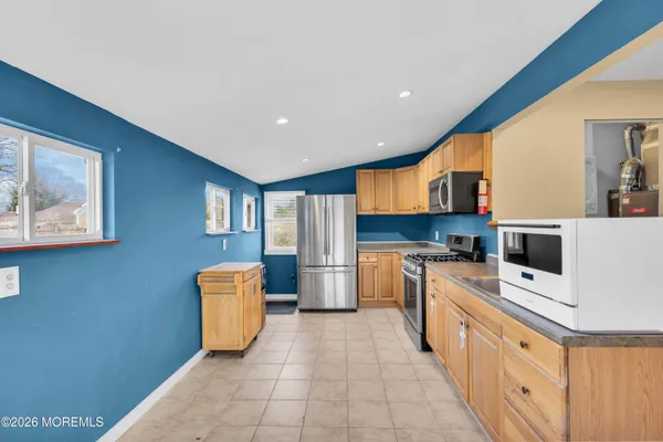 $410,000 | 17 Anchorage Boulevard, Bayville, NJ 08721