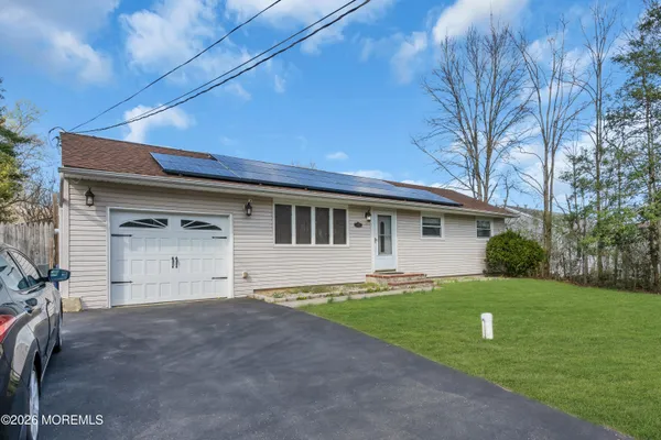 $410,000 | 17 Anchorage Boulevard, Bayville, NJ 08721