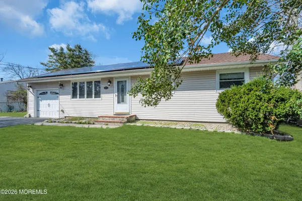 $410,000 | 17 Anchorage Boulevard, Bayville, NJ 08721