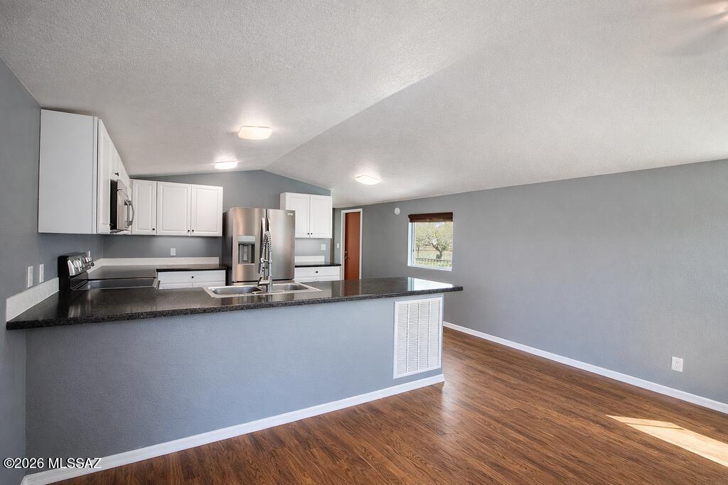 6240 North Sundown Road Tucson, AZ 85743 - Photo 3 of 30 Gallery Image 3