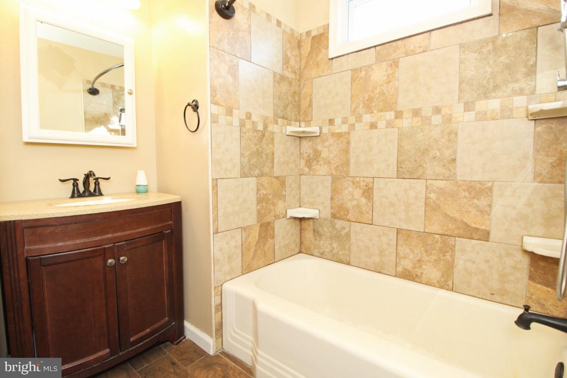 3418 Cornwall Road Baltimore, MD 21222 - Photo 14 of 26
