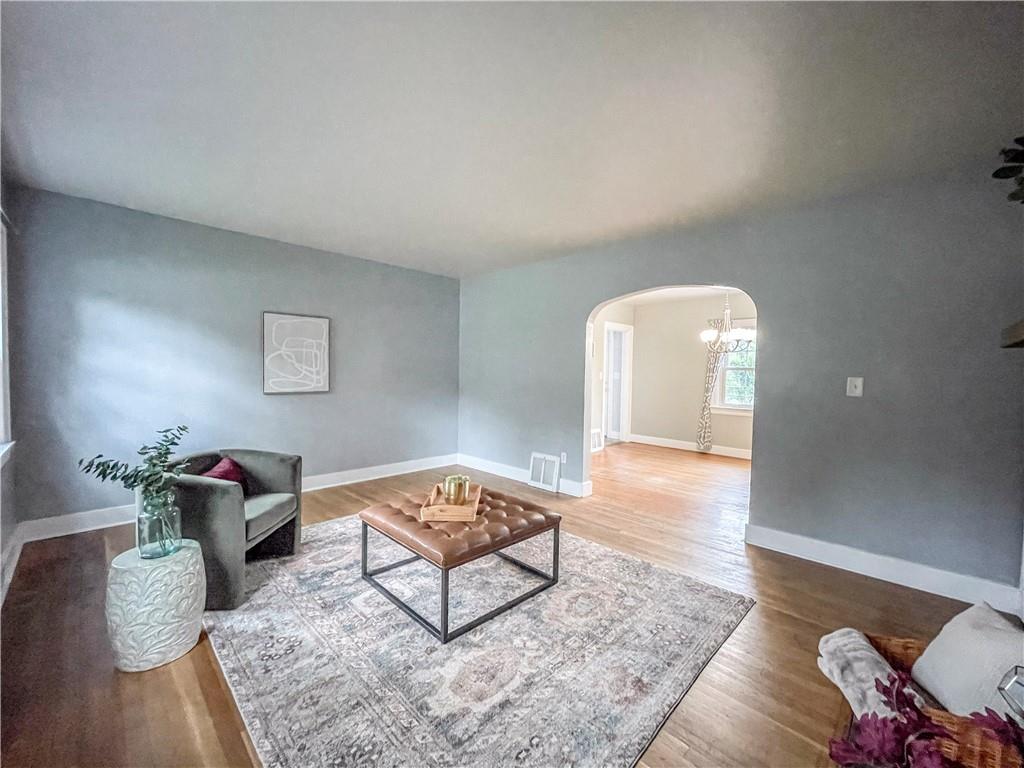 4725 Doyle Road Pittsburgh, PA 15227 - Photo 3 of 18 Gallery Image 3