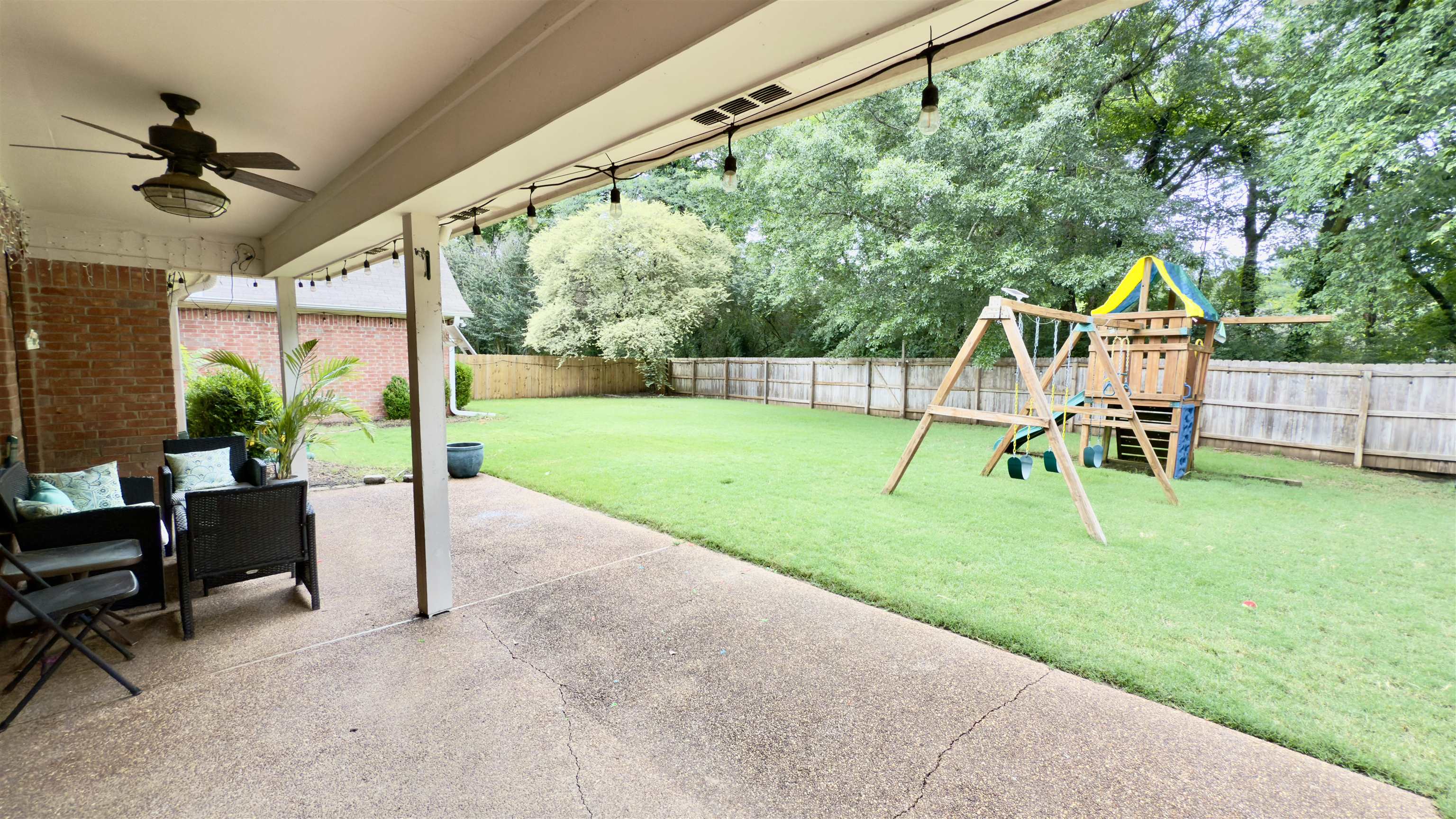 1082 Sugar Lane Collierville, TN 38017 - Photo 20 of 25 a view of a house with a backyard
