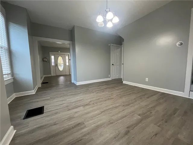 $130,000 | 219 North Crawford Avenue, New Castle, PA 16101