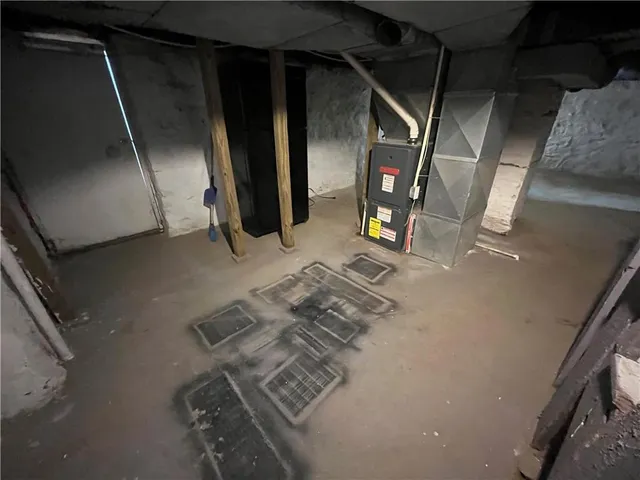 $130,000 | 219 North Crawford Avenue, New Castle, PA 16101