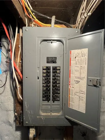 $130,000 | 219 North Crawford Avenue, New Castle, PA 16101