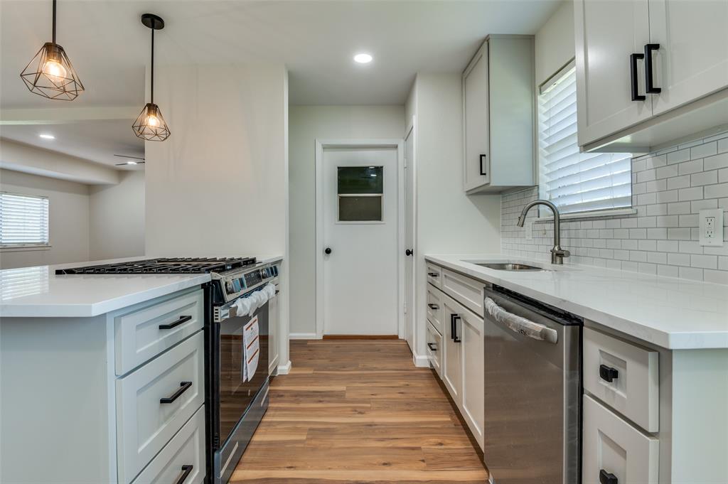 14217 Carla Drive Balch Springs, TX 75180 - Photo 11 of 24