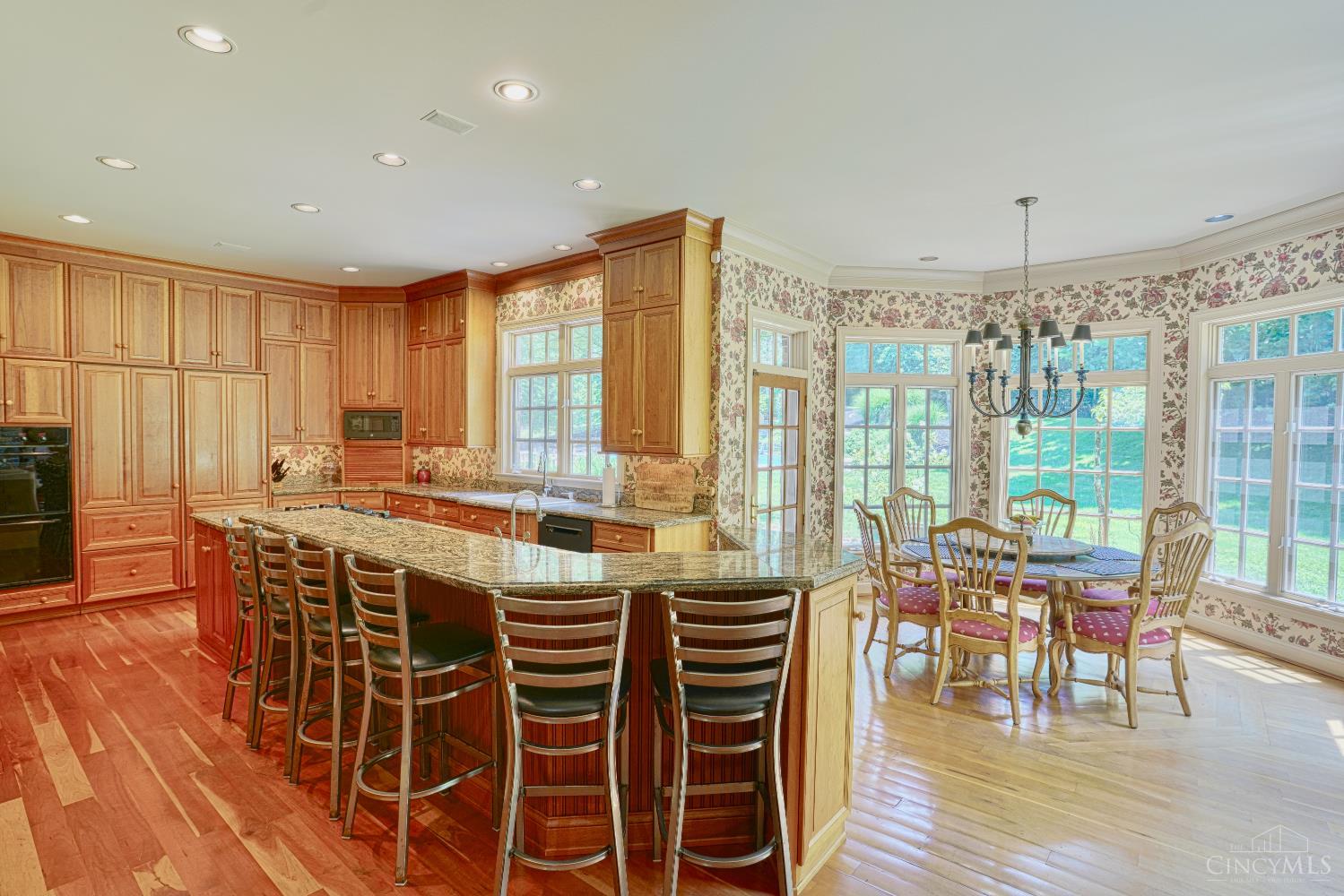 7335 Five Mile Road Cincinnati, OH 45255 - Photo 21 of 69