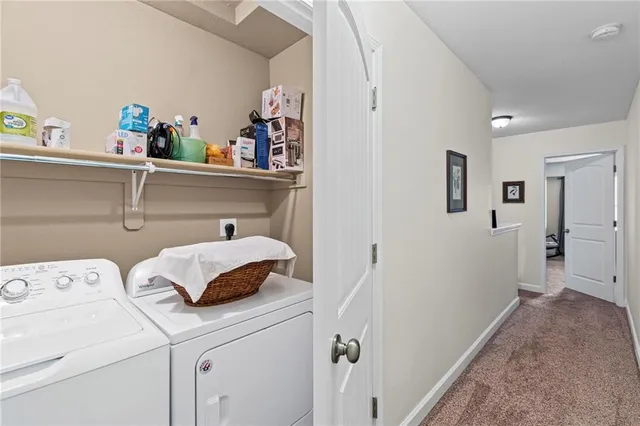 $225,000 | 221 North Pointe Lane, Raymore, MO 64083