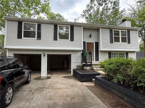 $2,400 | 10415 Plantation Bridge Drive, Alpharetta, GA 30022