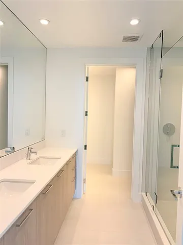 $11,500 | 151 North Seabreeze Boulevard, Unit 703E, Fort Lauderdale, FL 33304