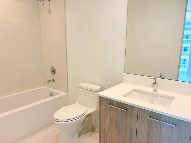 $11,500 | 151 North Seabreeze Boulevard, Unit 703E, Fort Lauderdale, FL 33304