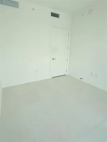 $11,500 | 151 North Seabreeze Boulevard, Unit 703E, Fort Lauderdale, FL 33304