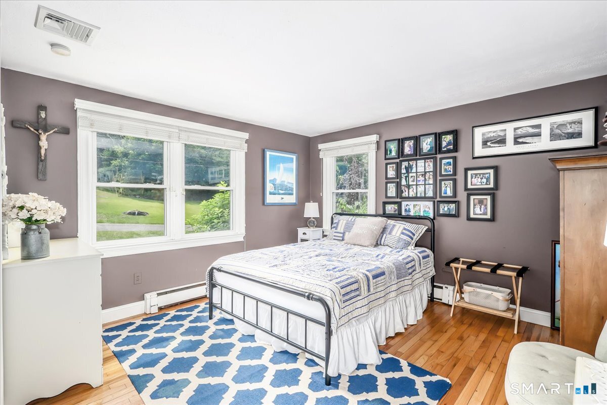 31 Aspen Mill Road Ridgefield, CT 06877 - Photo 18 of 38 First floor bedroom perfect for guests or a nursery