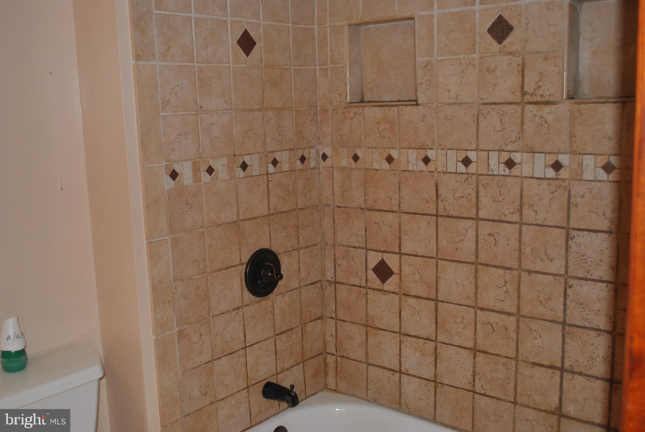 6366 Summit Road Glen Rock, PA 17327 - Photo 15 of 33 UPPER LEVEL FULL BATH