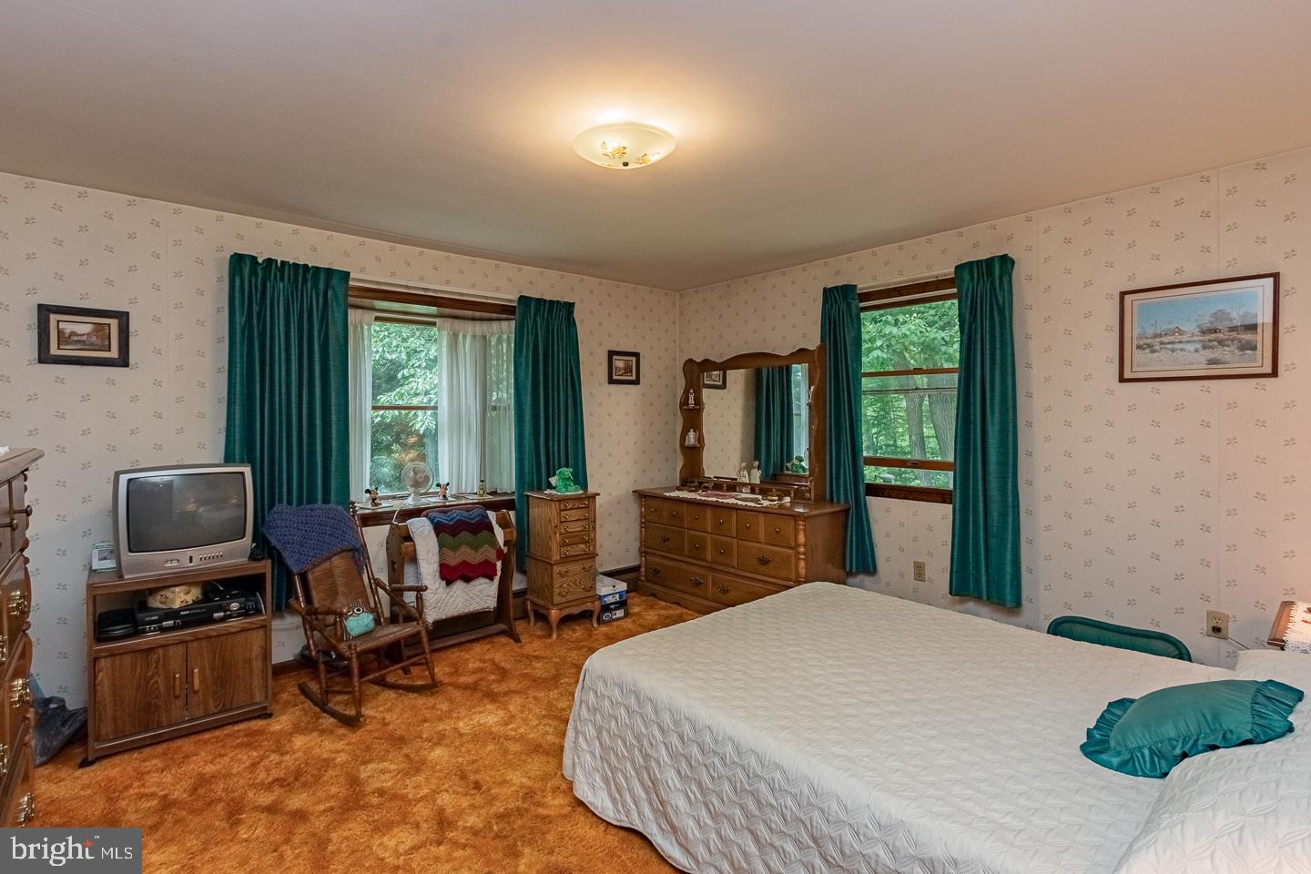 1125 Broad Run Road Coatesville, PA 19320 - Photo 21 of 40 Master bedrooom