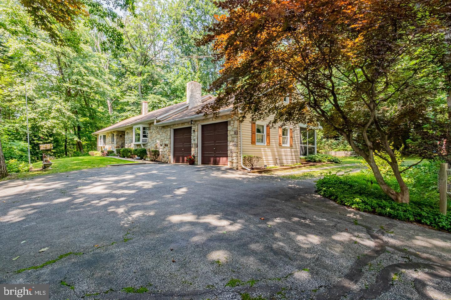 1125 Broad Run Road Coatesville, PA 19320 - Photo 8 of 40 Front& Side view