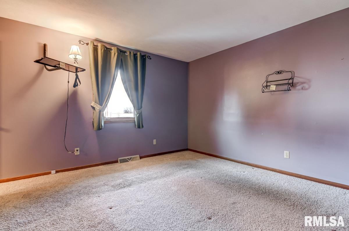 8869 Bomke Road Pleasant Plains, IL 62677 - Photo 26 of 68 Gallery Image 26