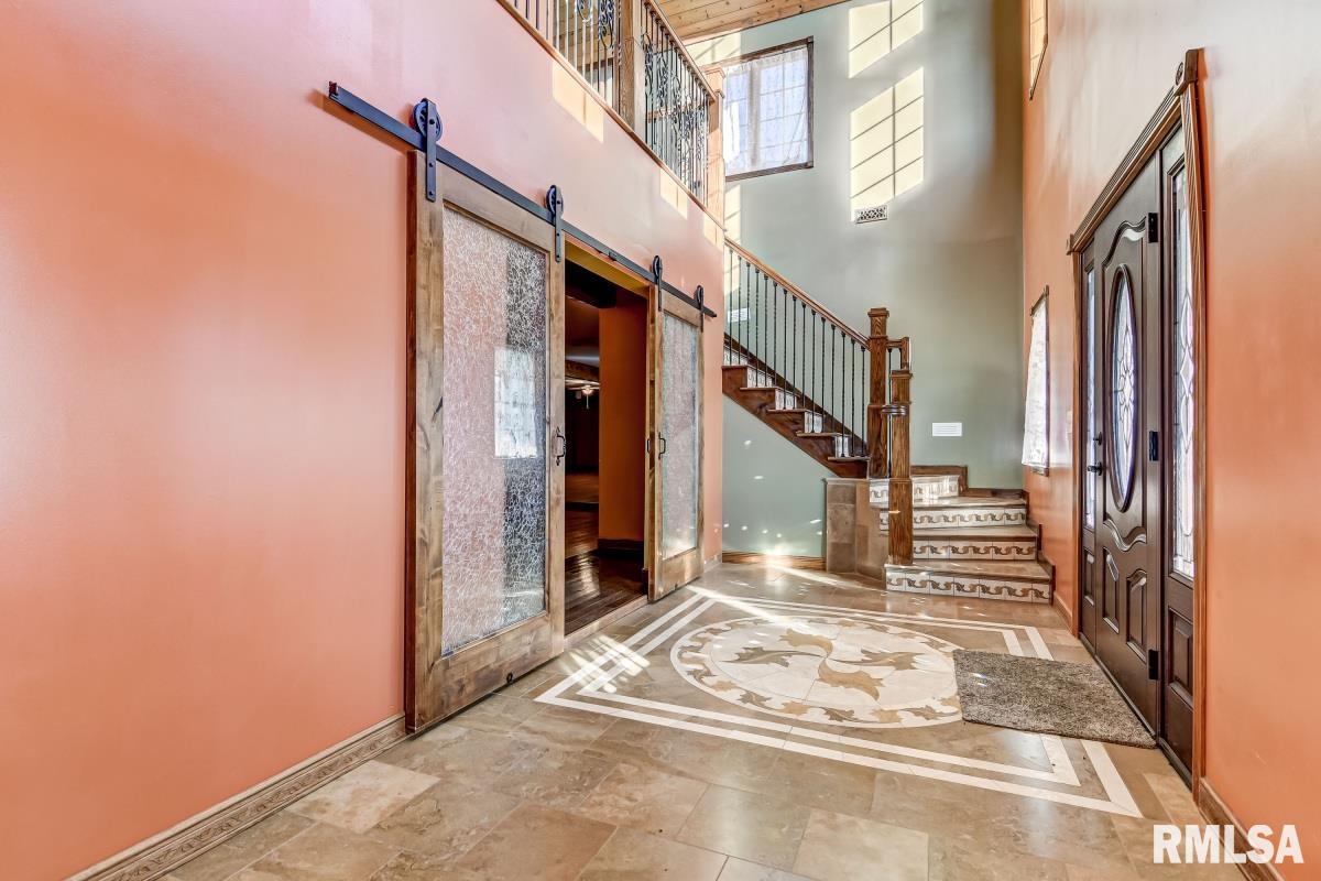 8869 Bomke Road Pleasant Plains, IL 62677 - Photo 4 of 68 Gallery Image 4