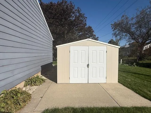 $244,900 | 524 North Kingston Street, Caledonia, MN 55921