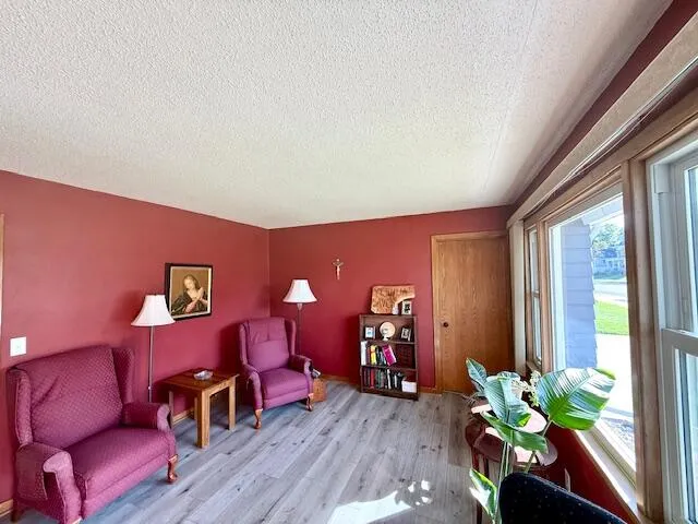 $244,900 | 524 North Kingston Street, Caledonia, MN 55921