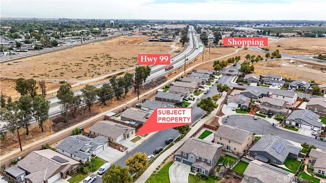 a view of building with outdoor space