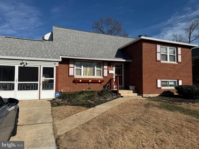 $3,900 | 5349 Truman Avenue, Alexandria, VA 22304