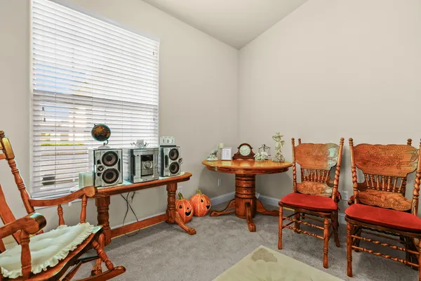 $589,000 | 2588 Valencia Street, Redding, CA 96003