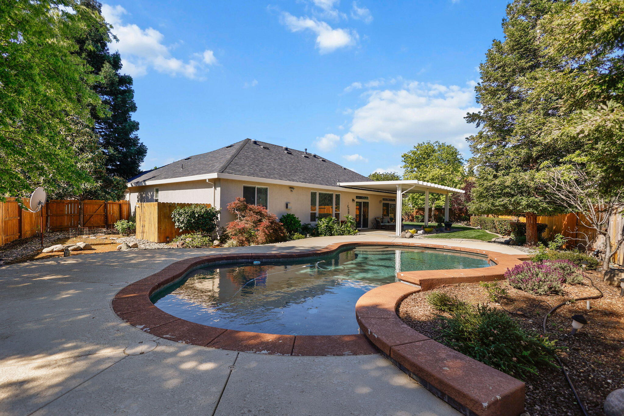 2588 Valencia Street Redding, CA 96003 - Photo 24 of 31 25-web-or-mls-_K3A3484