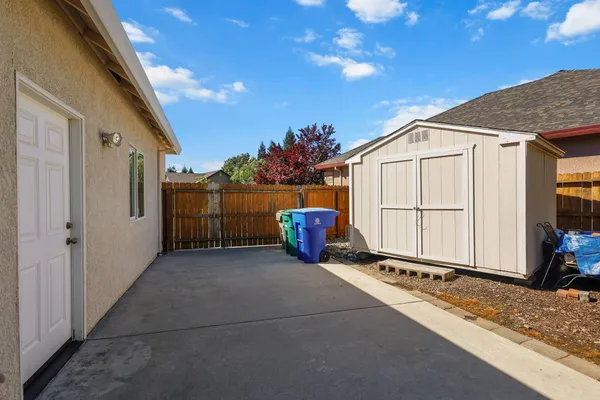 $589,000 | 2588 Valencia Street, Redding, CA 96003