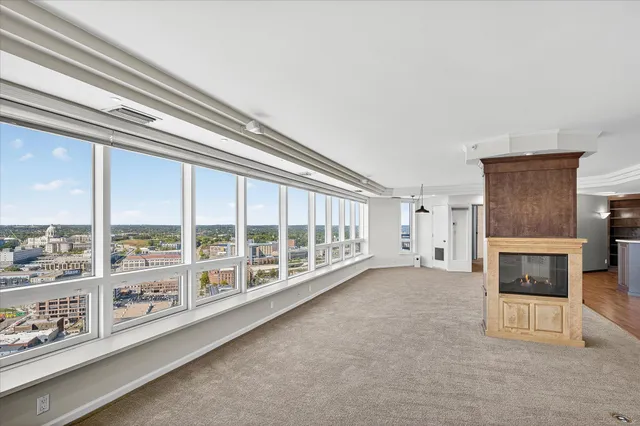 $650,000 | 168 6th Street East, Unit 3501/3506, St. Paul, MN 55101