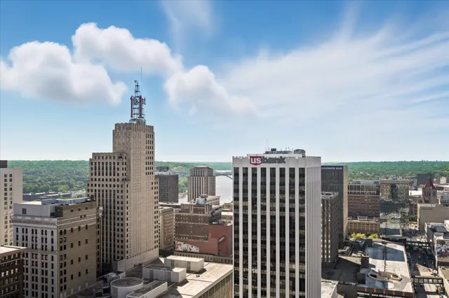 $650,000 | 168 6th Street East, Unit 3501/3506, St. Paul, MN 55101