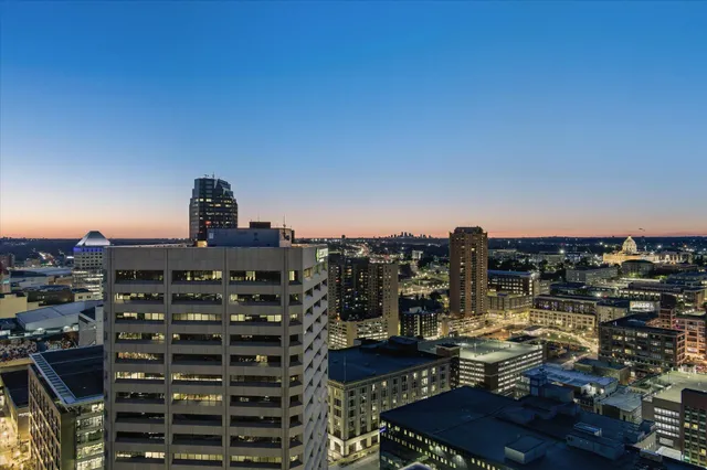 $650,000 | 168 6th Street East, Unit 3501/3506, St. Paul, MN 55101
