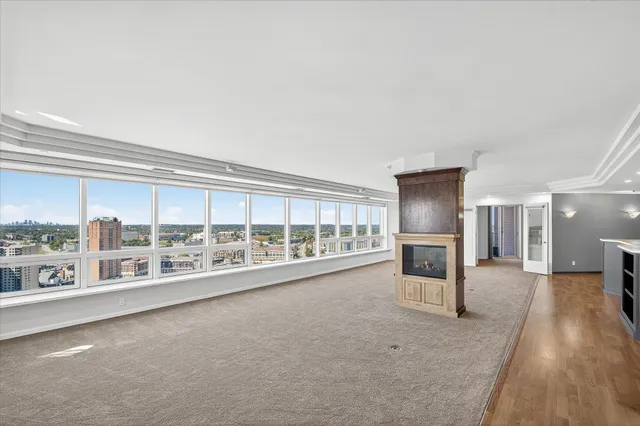 $650,000 | 168 6th Street East, Unit 3501/3506, St. Paul, MN 55101