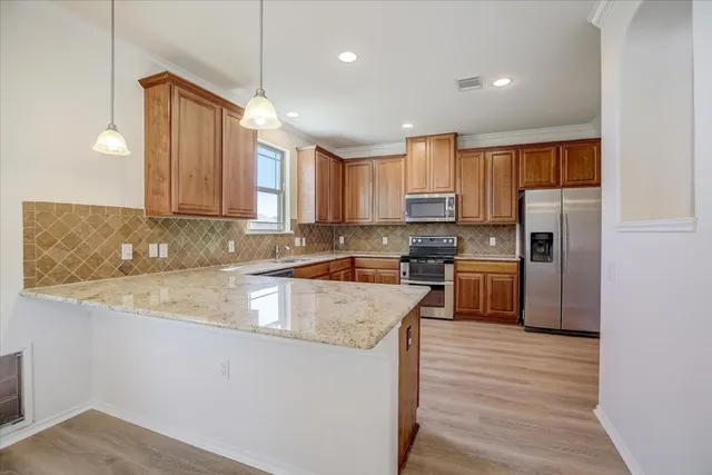 $2,300 | 6800 Sunderland Trail, Austin, TX 78747