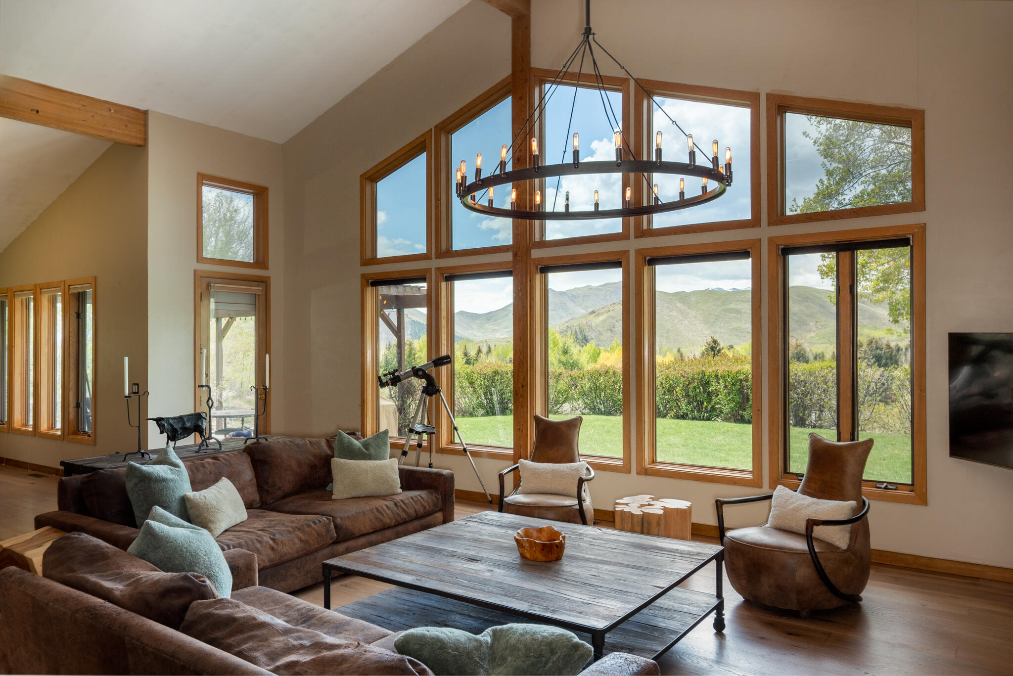 210 Sweet Brier Road Blaine County, ID 83333 - Photo 13 of 31 Living Room