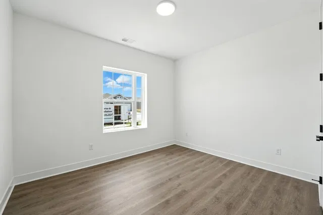 $375,225 | 20668 Skyview Lane, Spring Hill, KS 66083