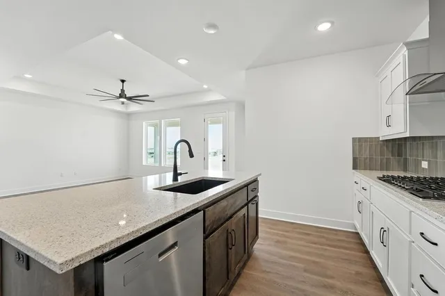 $375,225 | 20668 Skyview Lane, Spring Hill, KS 66083