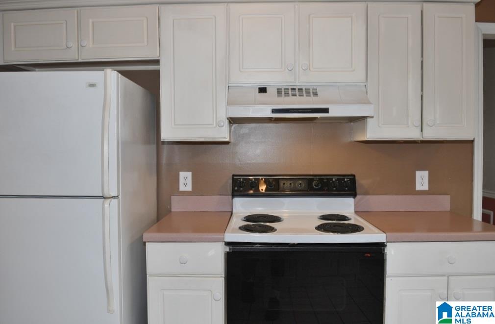 835 Oak Grove Road Birmingham, AL 35209 - Photo 9 of 17