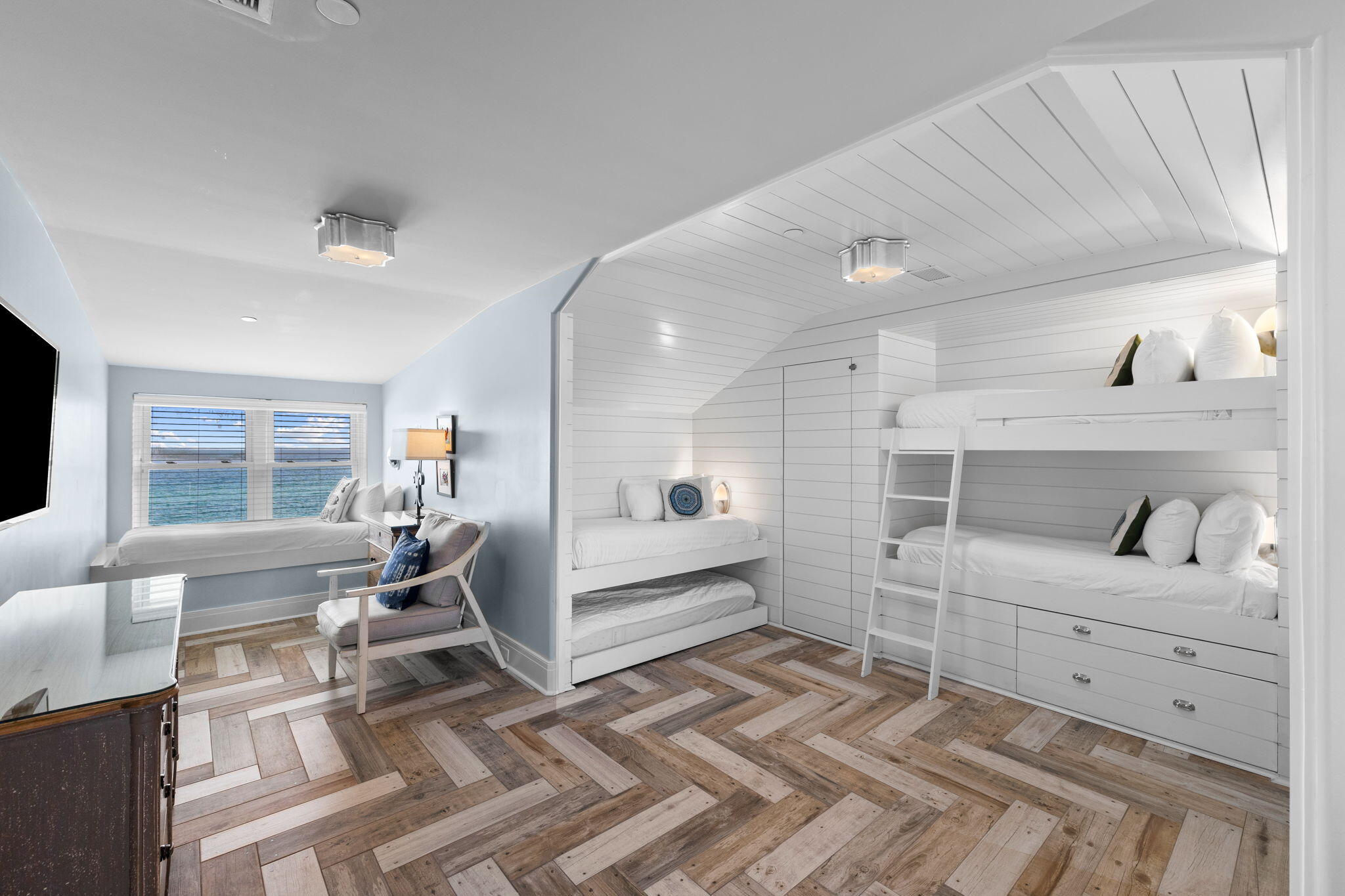 138 West Beach Drive Miramar Beach, FL 32550 - Photo 47 of 72 Array_138BeachDrW-90