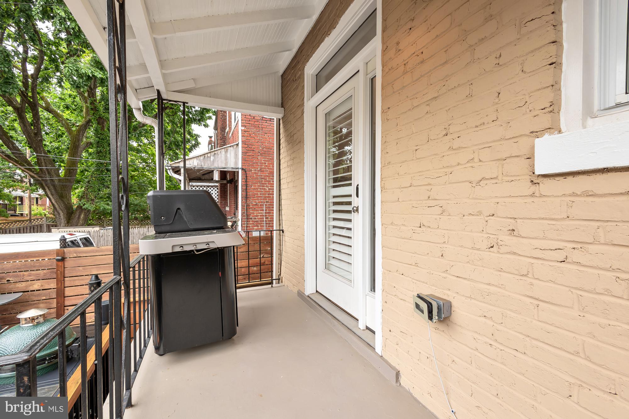 827 Tuckerman Street Northwest Washington, DC 20011 - Photo 18 of 50