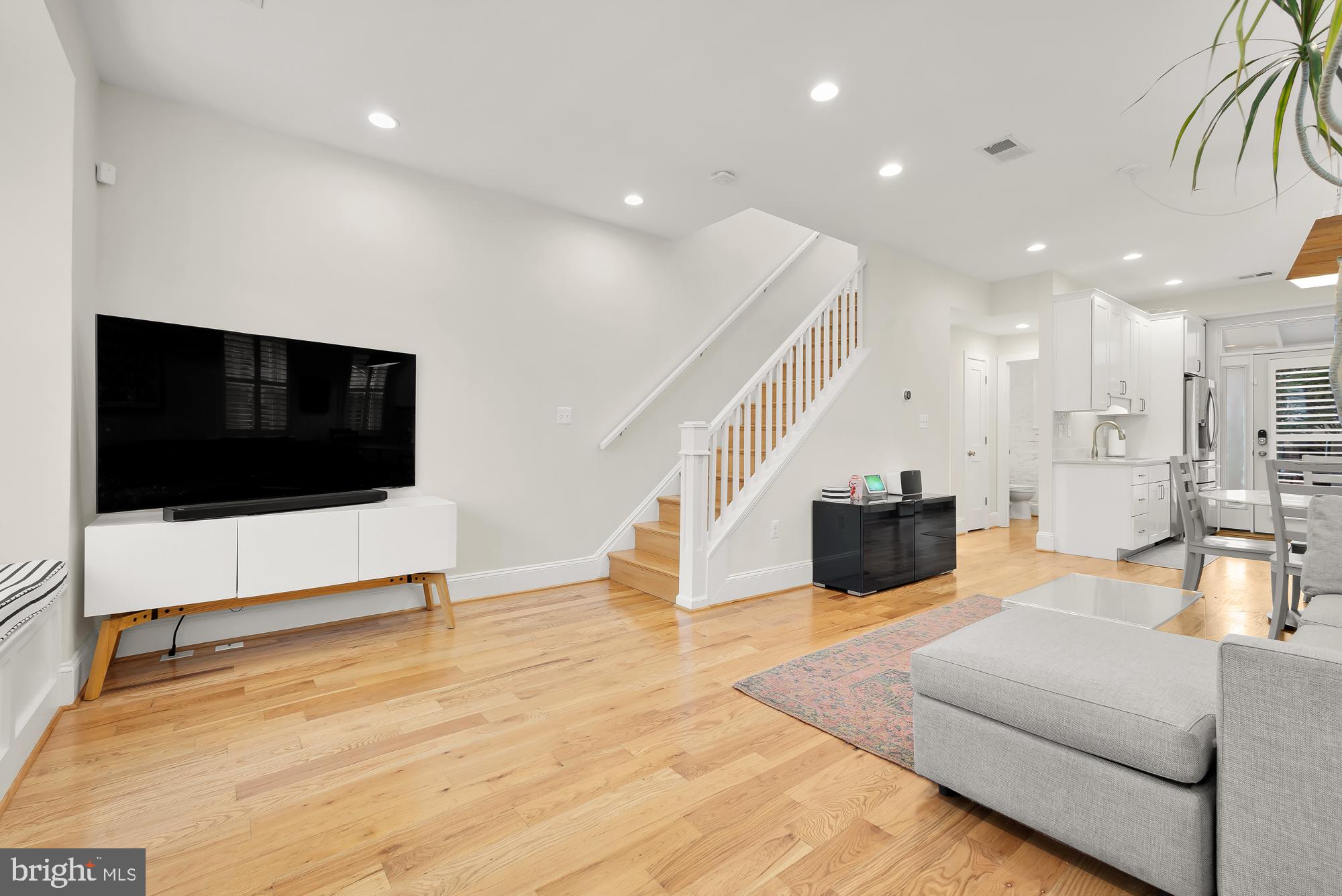 827 Tuckerman Street Northwest Washington, DC 20011 - Photo 4 of 50