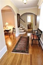 1300 Washington Road Pittsburgh, PA 15228 - Photo 3 of 25 Spacious foyer open to living room and breakfast area. Arched doorways. Foyer mirror stays.