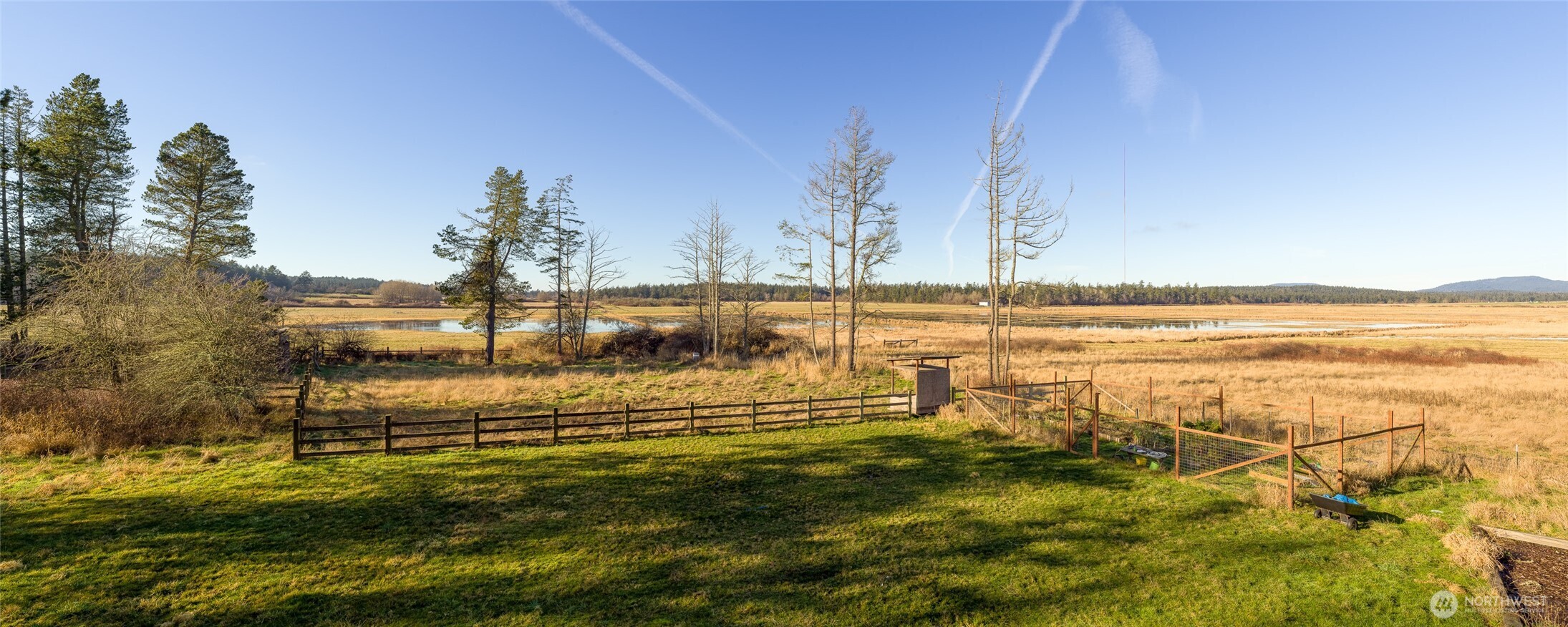 1372 Bakerview Road Lopez Island, WA 98261 - Photo 4 of 22 a view of an ocean