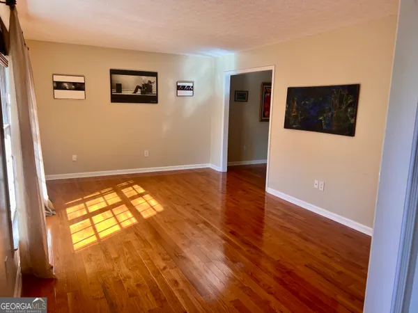 $2,200 | 345 Caldwell Circle, Athens, GA 30605