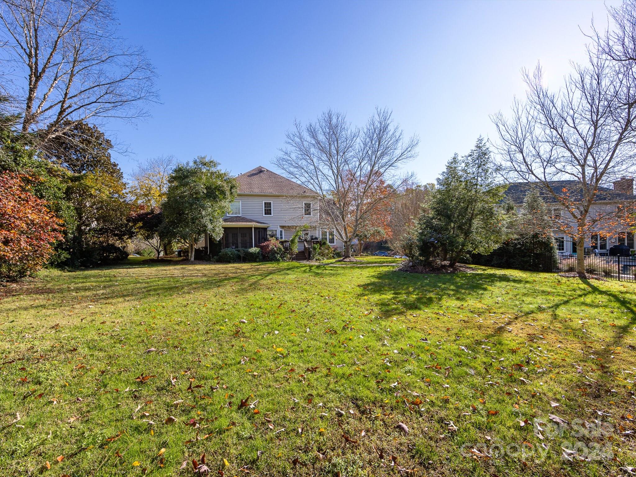 3534 Nestling Lane Fort Mill, SC 29708 - Photo 37 of 44 a yard with yellow house in front of it