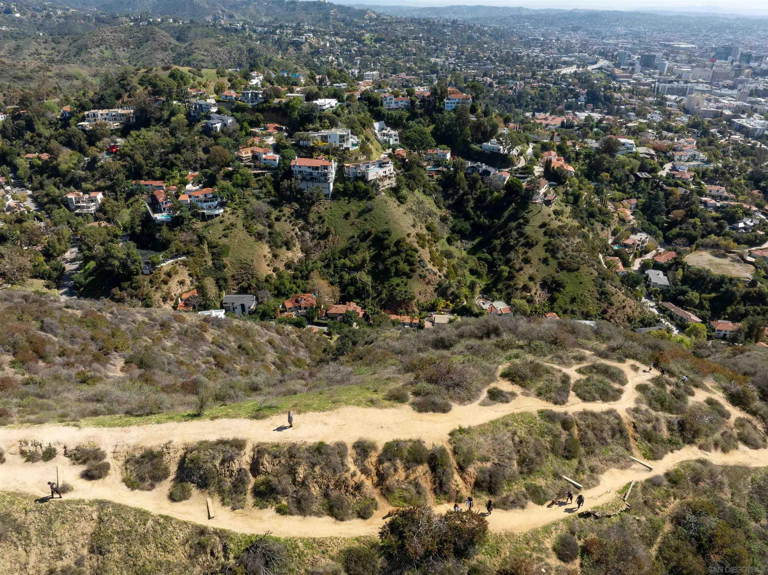 2133 Outpost Drive, Unit 1 Los Angeles, CA 90068 - Photo 7 of 13 a view of a yard