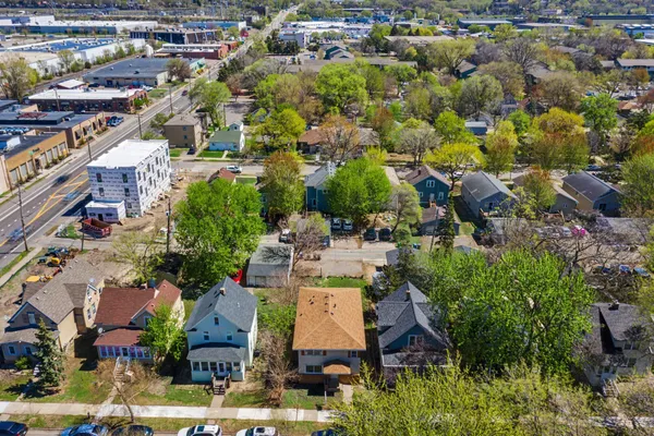 $449,000 | 1094 25th Avenue Southeast, Minneapolis, MN 55414